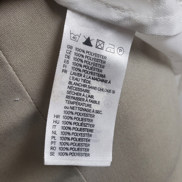 H&M oversized button up sheer blouse - Picture 9 of 9